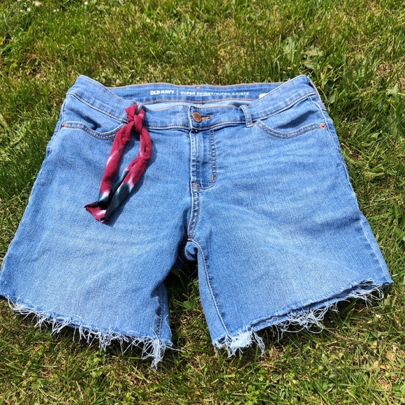Tie Dye Pocket Shorts - Picture 4 of 4
